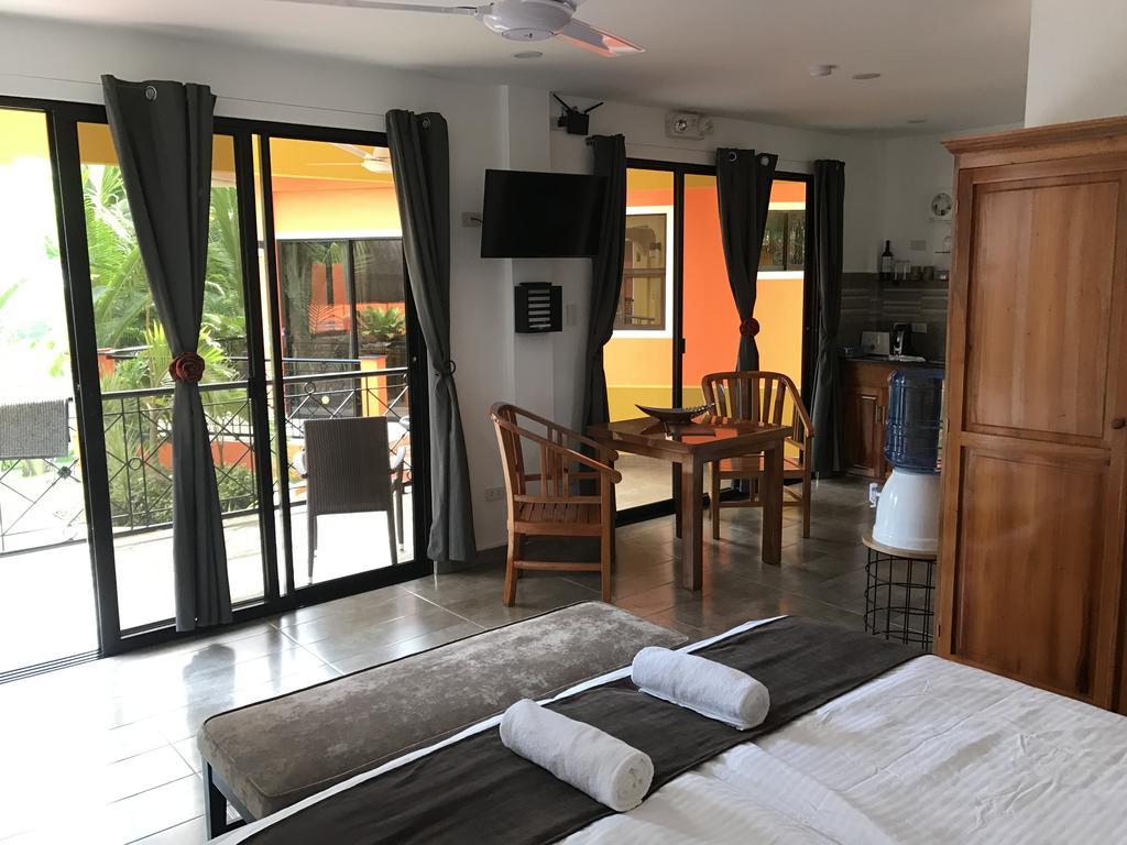 Alona'S Coral Garden Resort (Adults Only) Panglao Bagian luar foto