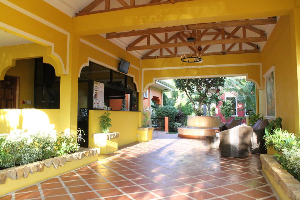 Alona'S Coral Garden Resort (Adults Only) Panglao Bagian luar foto