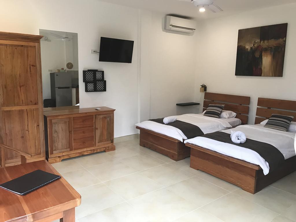 Alona'S Coral Garden Resort (Adults Only) Panglao Bagian luar foto